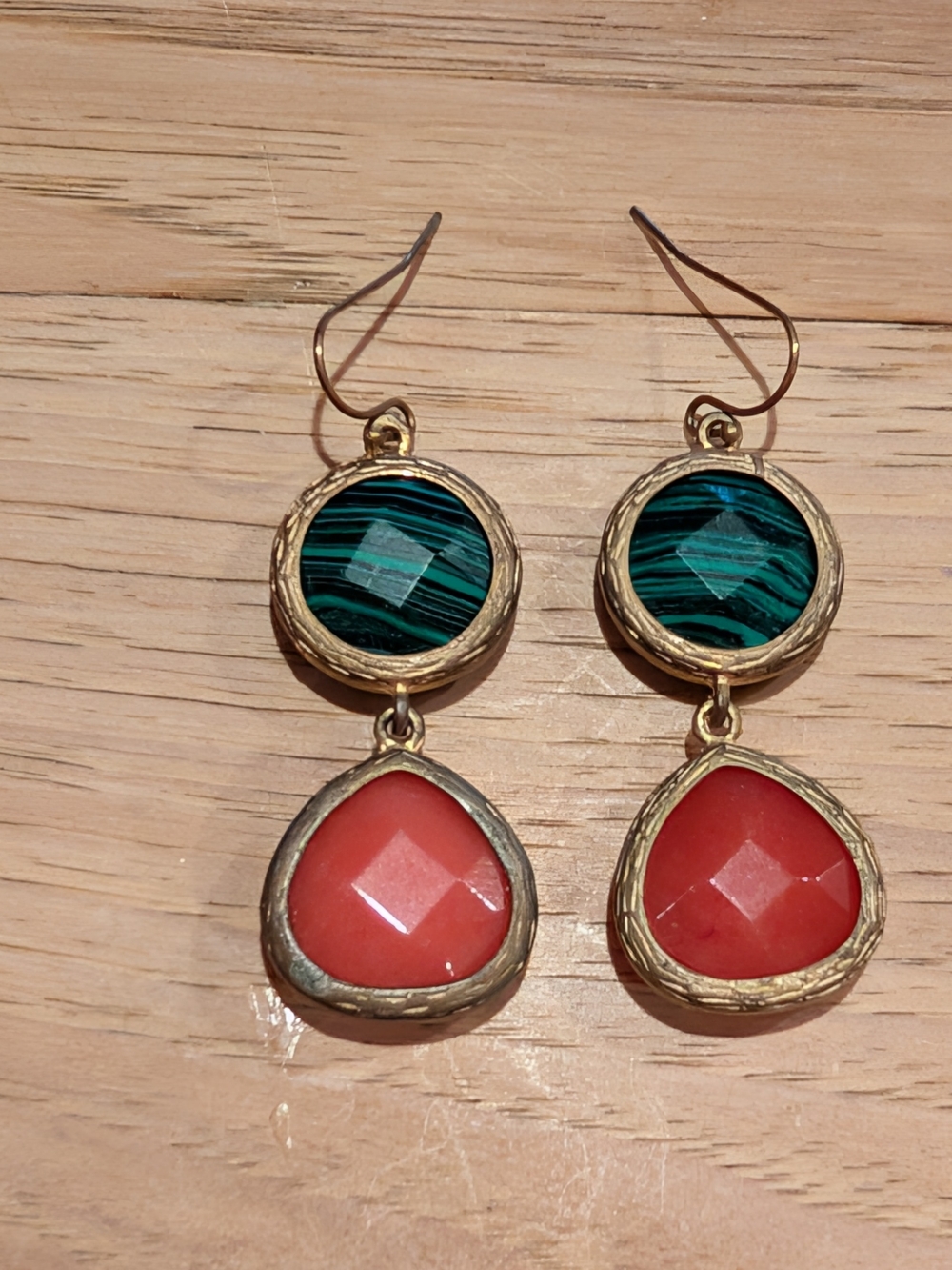 Source Unknown Gold-Tone Green Striped & Coral Drop Earrings